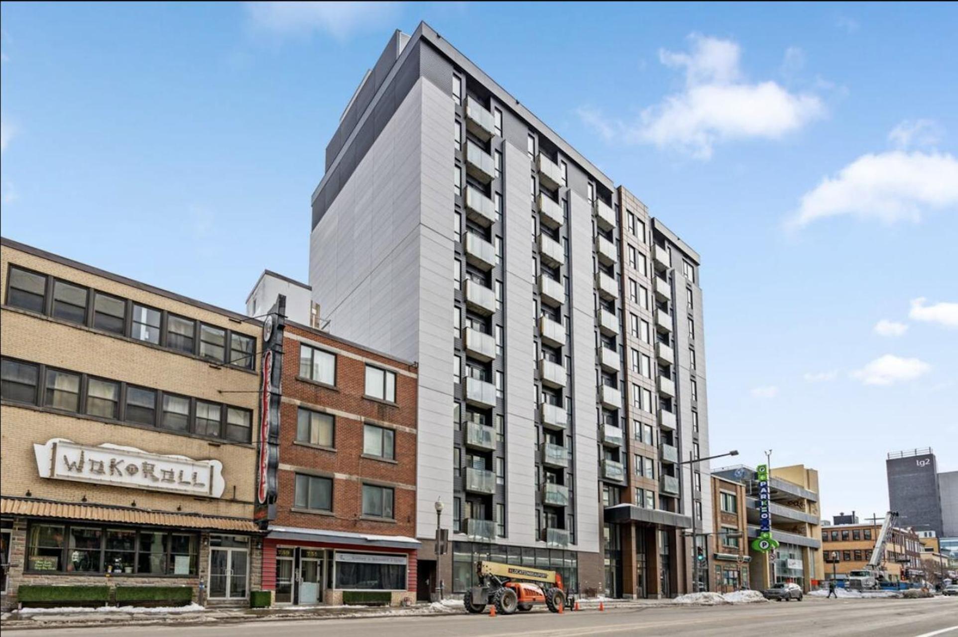 Initial-matisse- Quebec-parking And Pool *