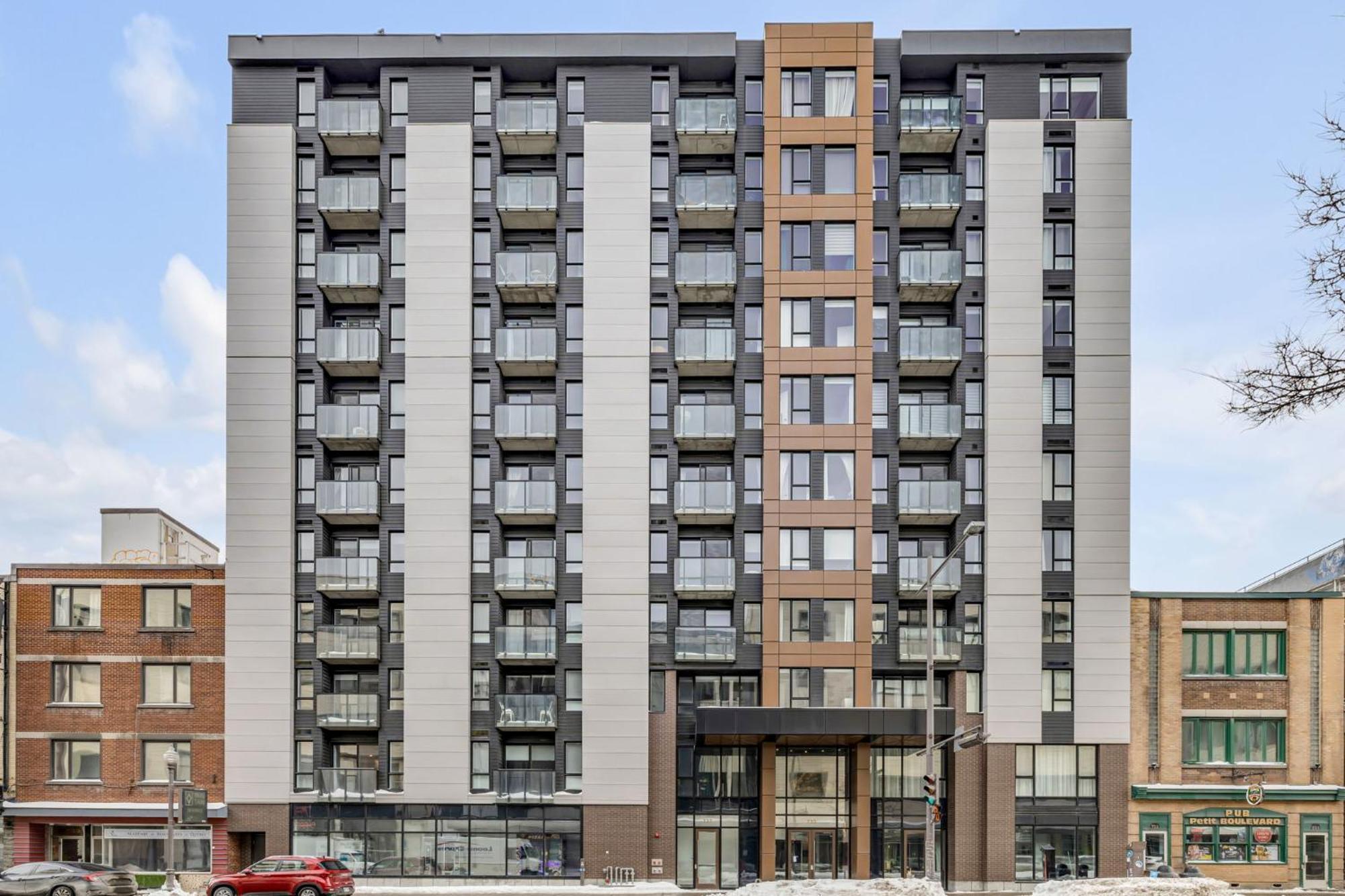 Initial-matisse- Quebec-parking And Pool Apartment Quebec City