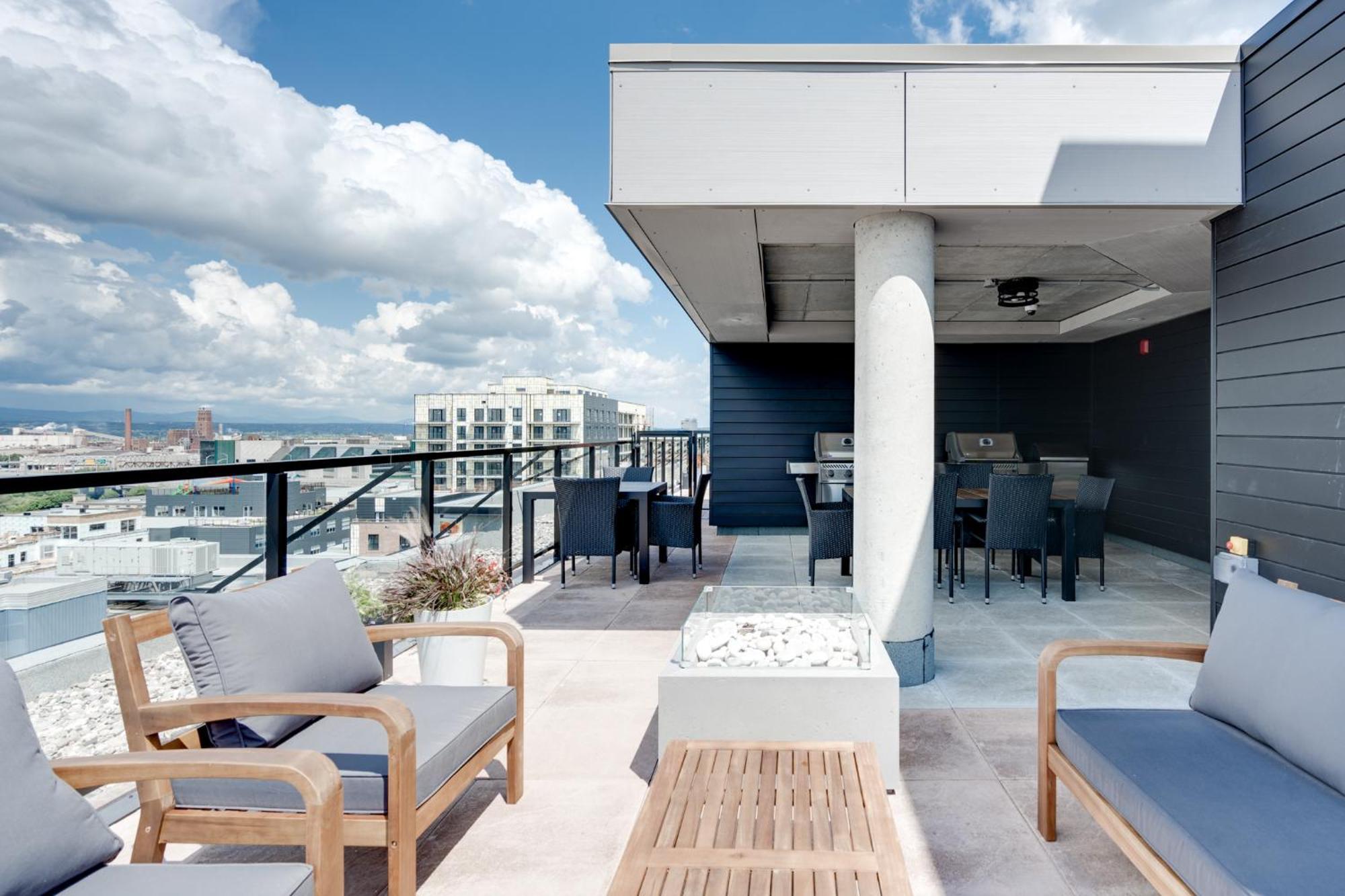Initial-matisse- Quebec-parking And Pool Apartment *